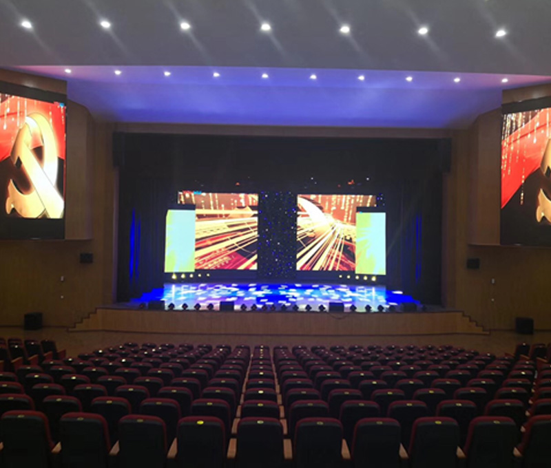Jiamusi Huachuan No.1 Experimental Middle School, Heilongjiang, indoor P2.5 open 